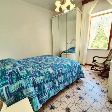 Appartamento La Casa In Piazza Toffia