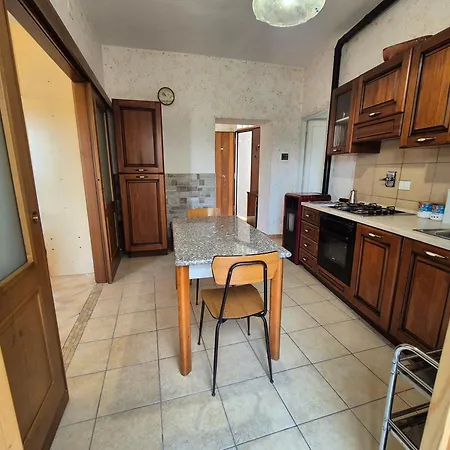 La Casa In Piazza * Toffia